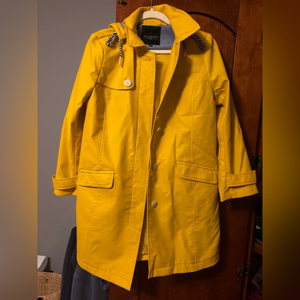 Talbots, Medium Petite, Raincoat, like new - Picture 3 of 3